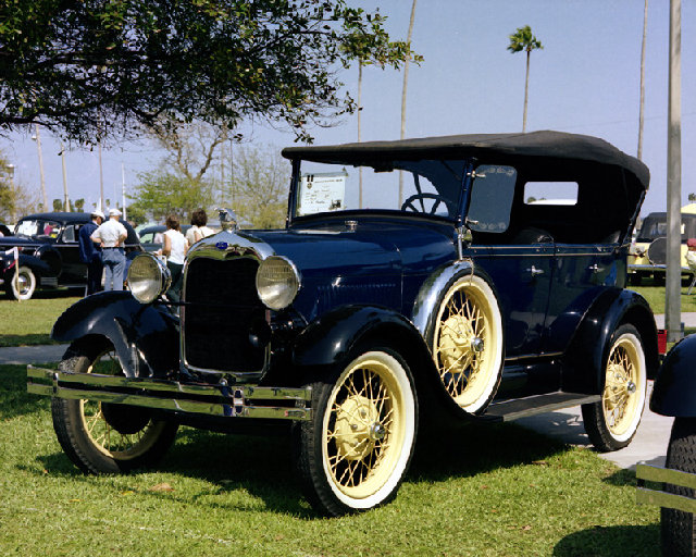 1922 Ward LaFrance Fire Engine